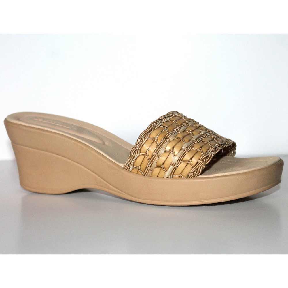 NWOB Picadilly Wedge Slide Sandals